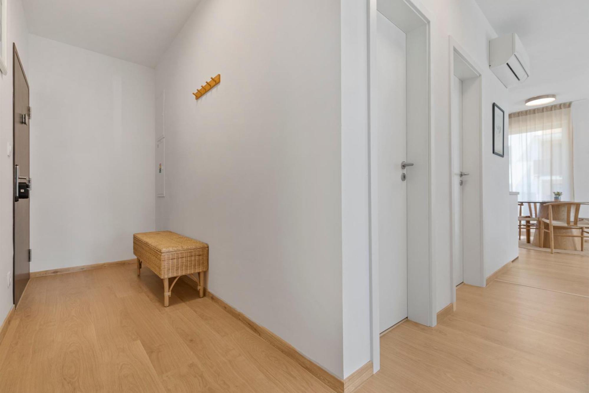 Boho Apt W Jacuzzi, Grill & Garden Модра Екстериор снимка