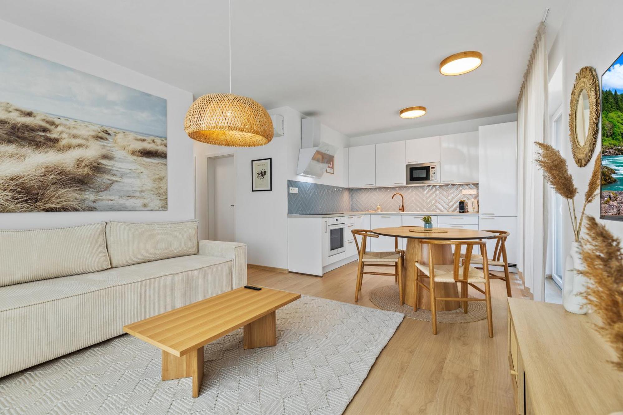 Boho Apt W Jacuzzi, Grill & Garden Модра Екстериор снимка